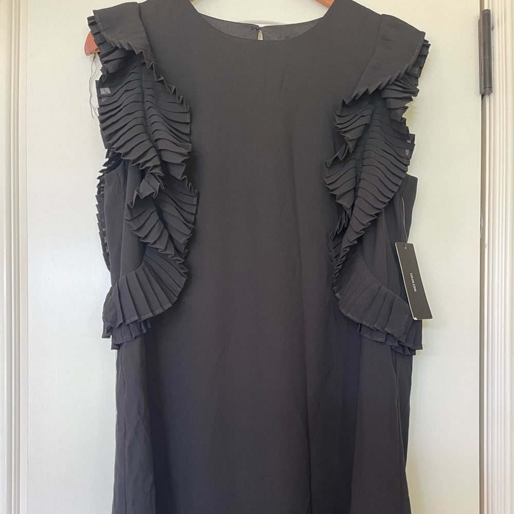 Lulus Black dress